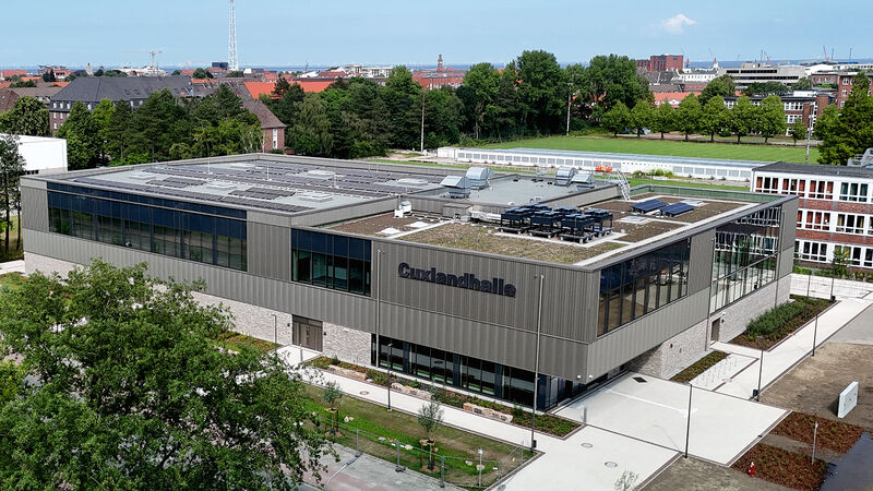 Datei:Cuxlandhalle 0267.jpg