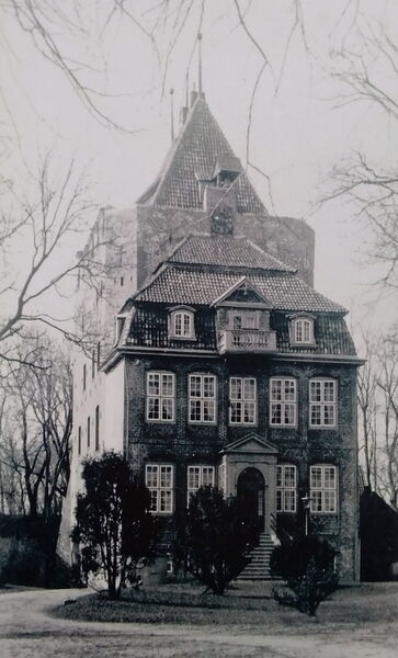 Datei:Schloss Ritzebüttel IMG 2024-04-20-10-50-38-322.jpg
