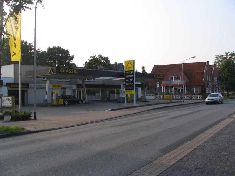 Datei:Classic Tankstelle Altenwalde .jpg